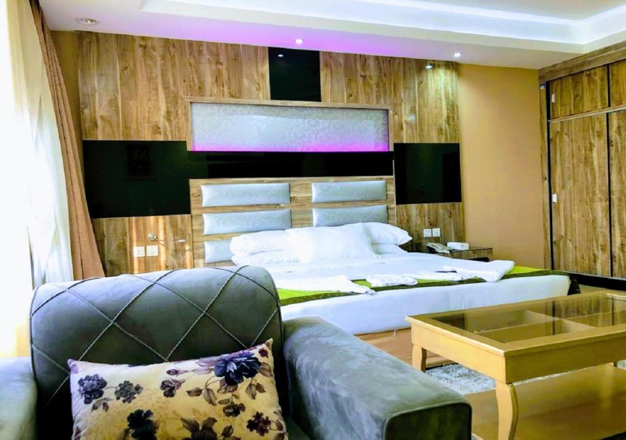 Al- Reef Hotel ジェッダ エクステリア 写真